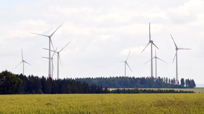 Nach den Prognosen wird der Windpark rund 56 Millionen Kilowattstunden Strom pro Jahr produzieren, was in etwa einem Viertel des Soester Verbrauchs entspricht.