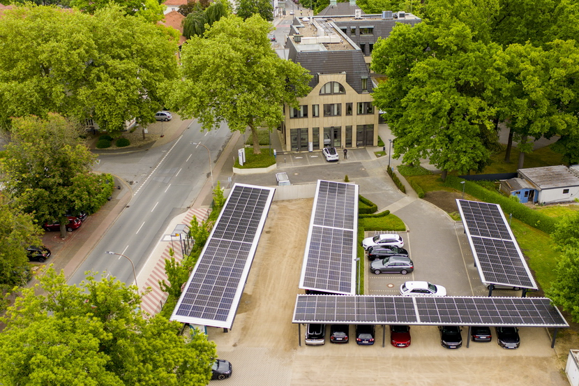 Luftbild Solar-Carport Volksbank Hellweg Soest EDL Stadtwerke Soest